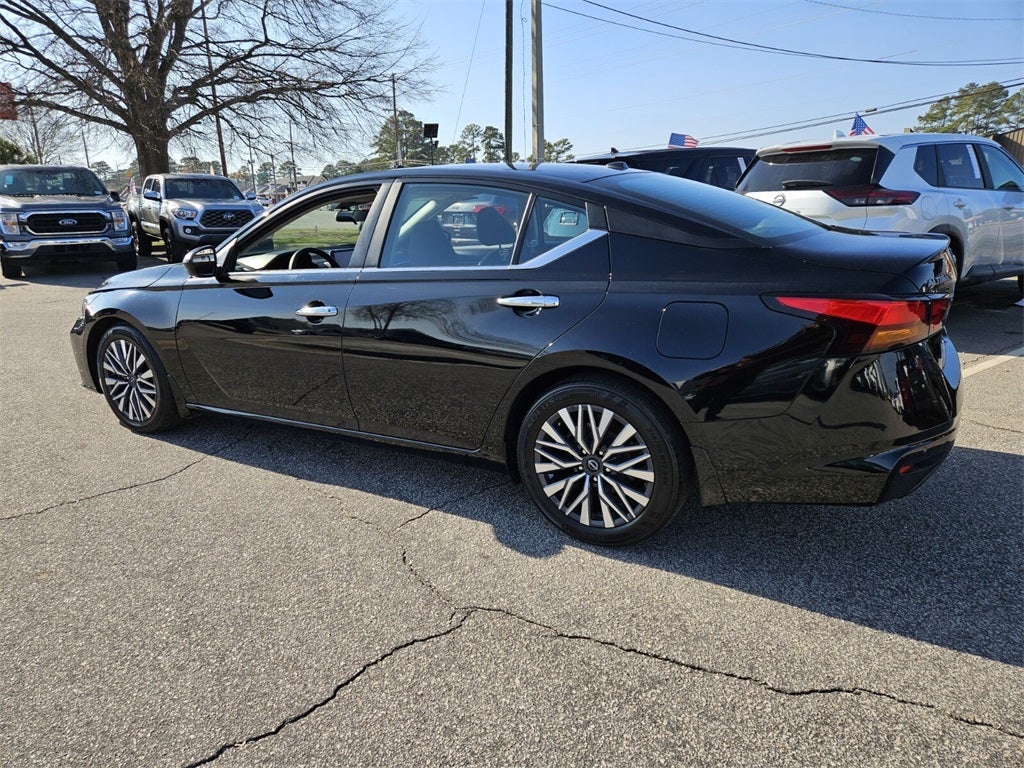 2024 Nissan Altima SV FWD