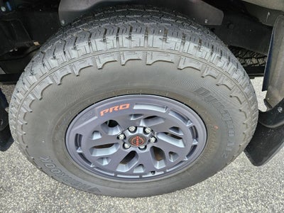 2025 Nissan Frontier Crew Cab PRO-X 4x2