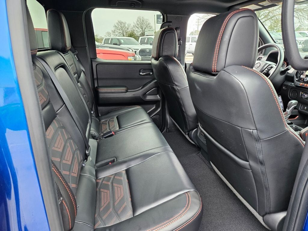 2025 Nissan Frontier Crew Cab PRO-X 4x2