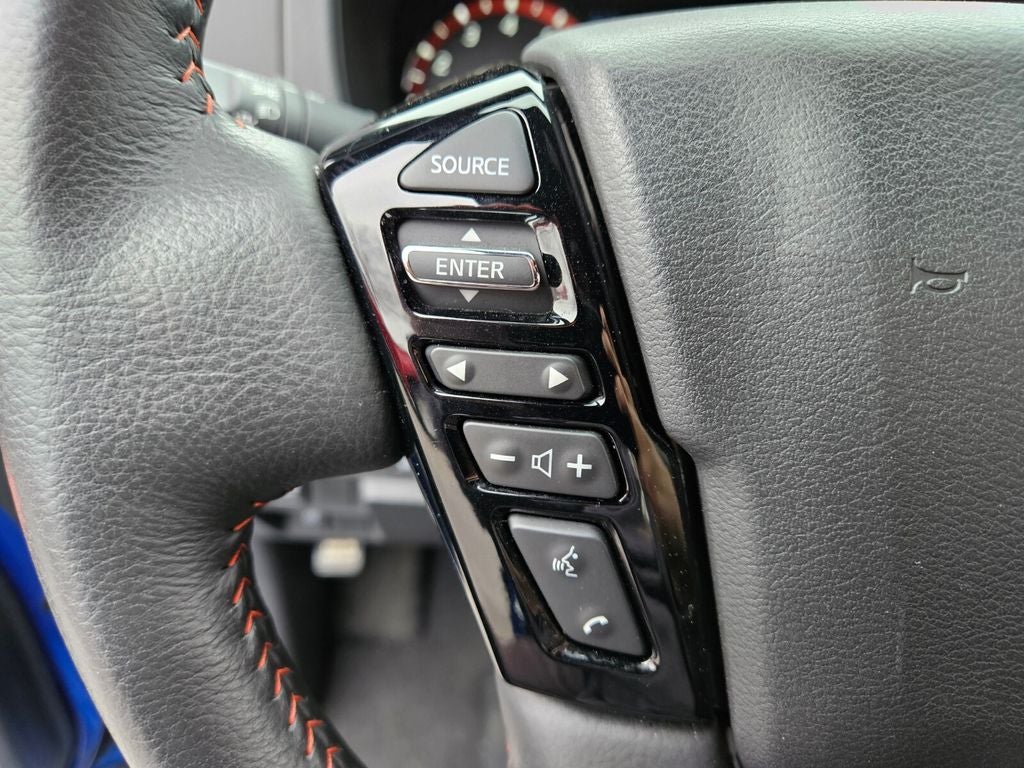 2025 Nissan Frontier Crew Cab PRO-X 4x2