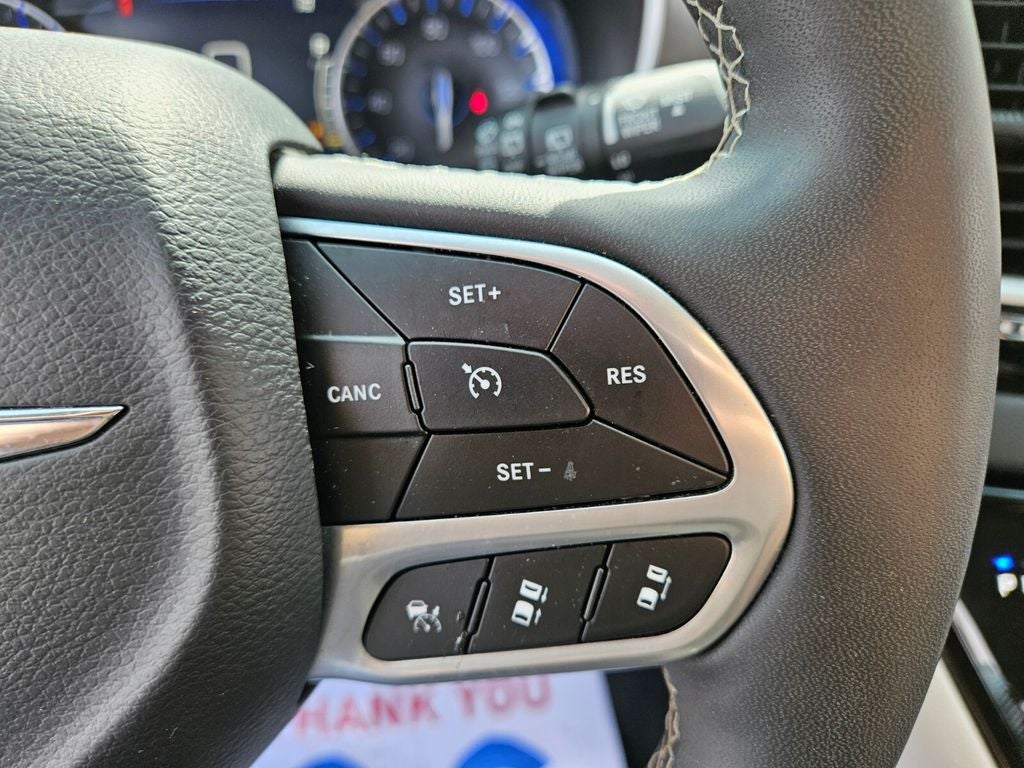 2024 Chrysler Pacifica Touring L