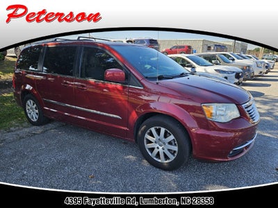 2016 Chrysler Town & Country Touring