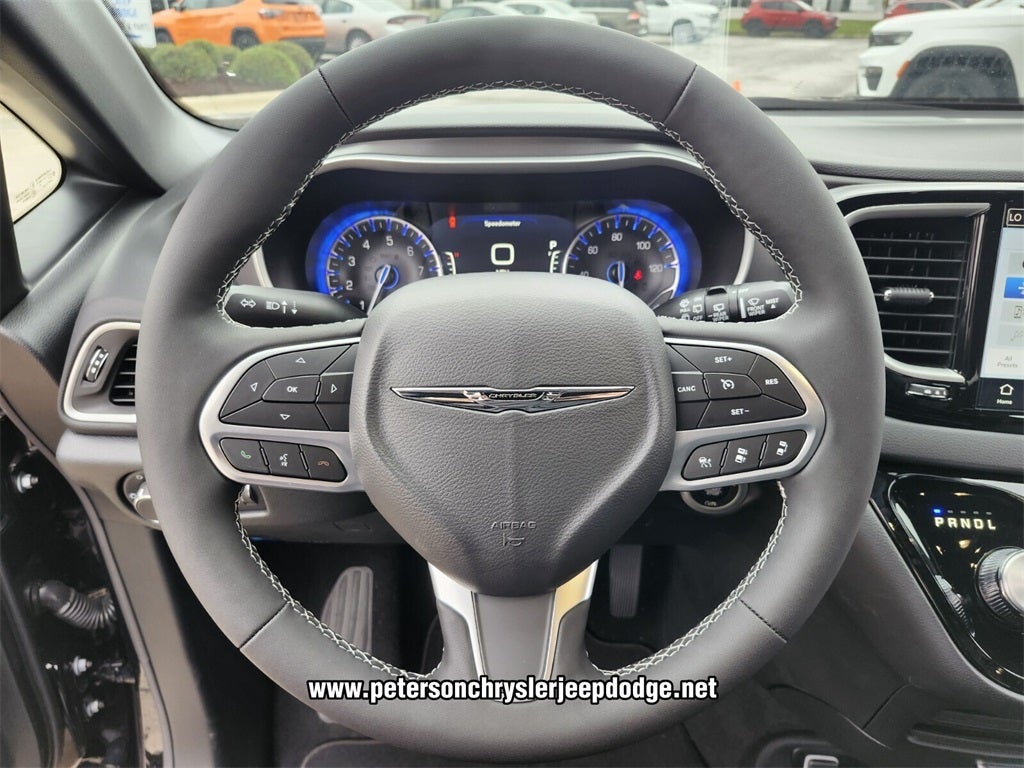 2026 Chrysler Voyager VOYAGER LX