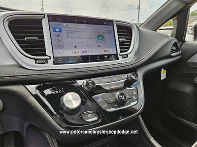 2026 Chrysler Pacifica PACIFICA LIMITED AWD