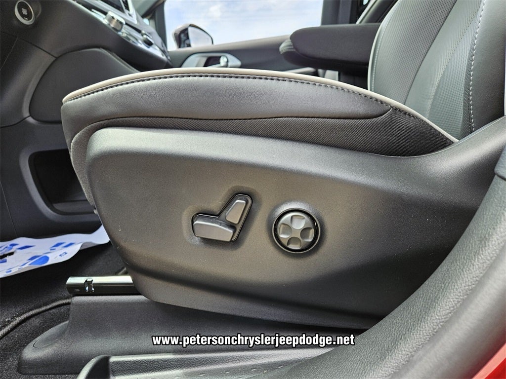 2026 Chrysler Pacifica PACIFICA LIMITED AWD