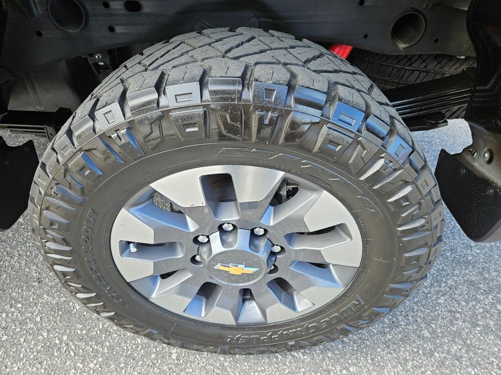 2024 Chevrolet Silverado 2500HD 4WD Crew Cab Standard Bed Custom