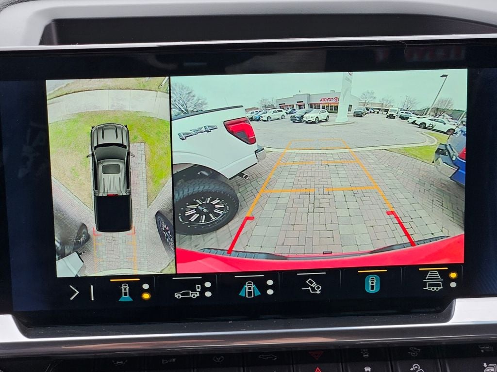 2023 Chevrolet Silverado 1500 4WD Crew Cab Short Bed RST