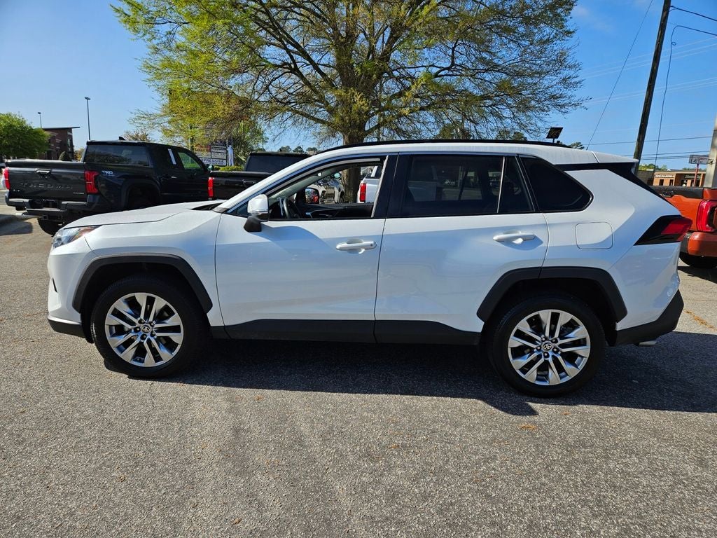 2025 Toyota RAV4 XLE Premium