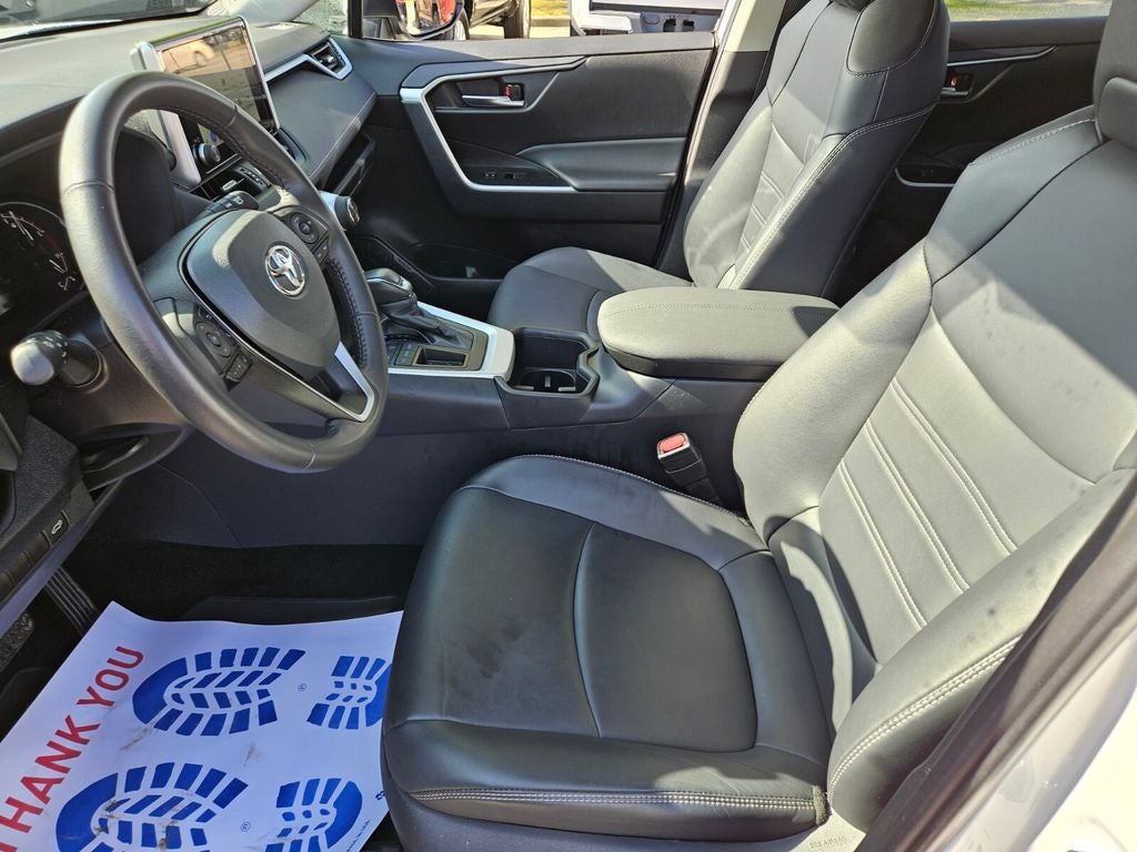 2025 Toyota RAV4 XLE Premium