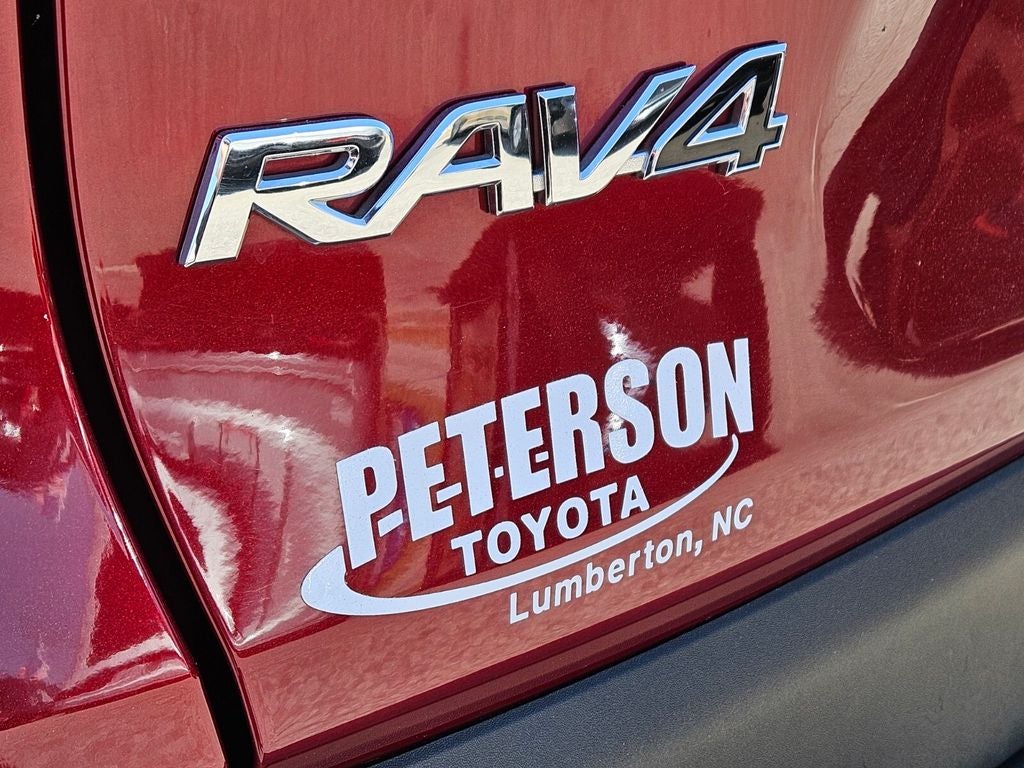 2025 Toyota RAV4 XLE