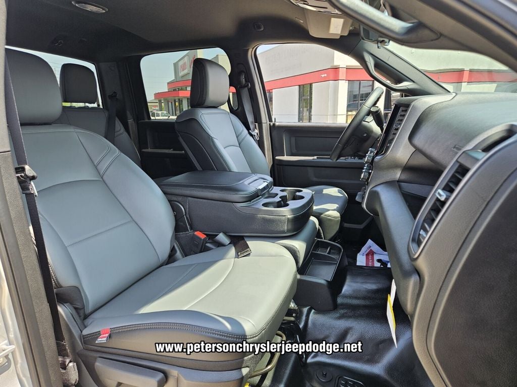2026 RAM 2500 RAM 2500 TRADESMAN CREW CAB 4X4 6'4' BOX
