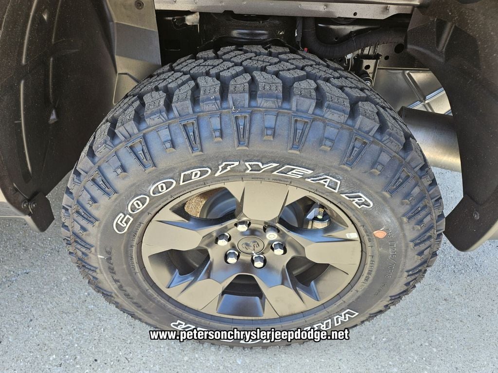 2026 RAM 1500 RAM 1500 WARLOCK CREW CAB 4X4 5'7' BOX