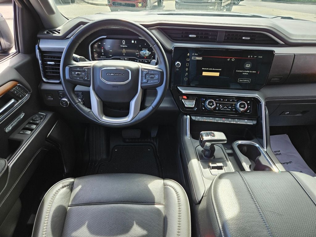 2023 GMC Sierra 1500 4WD Crew Cab Short Box Denali