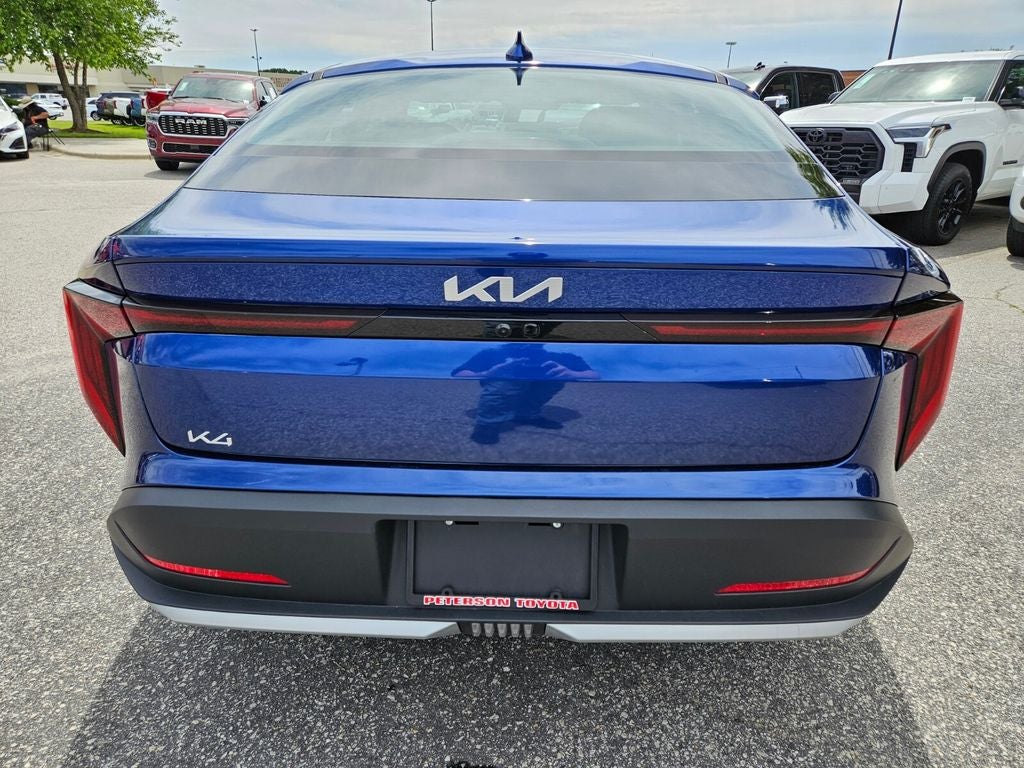 2025 Kia K4 LXS