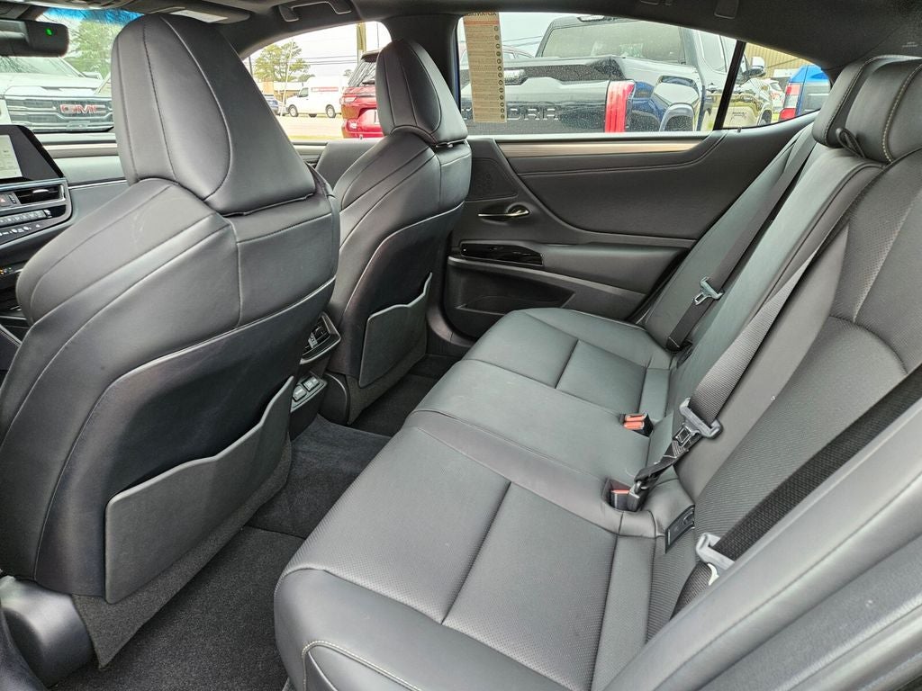 2024 Lexus ES 350 F SPORT Handling