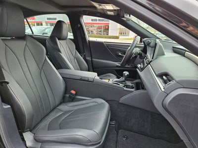 2024 Lexus ES 350 F SPORT Handling