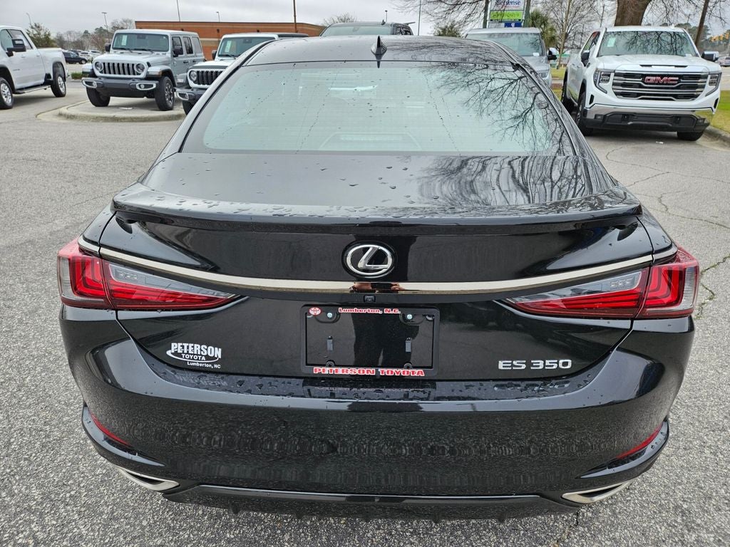 2024 Lexus ES 350 F SPORT Handling