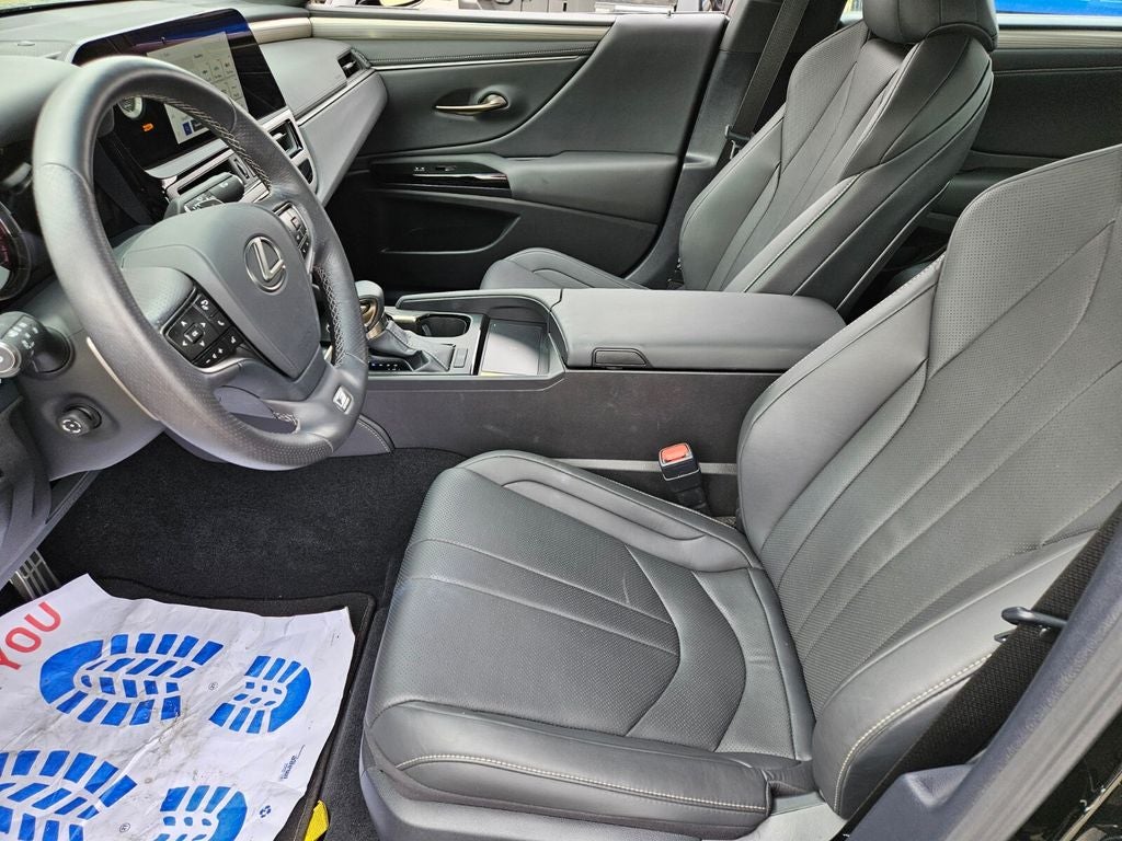 2024 Lexus ES 350 F SPORT Handling