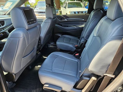 2023 Buick Enclave Essence FWD