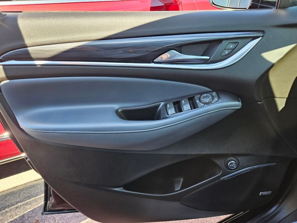 2023 Buick Enclave Essence FWD