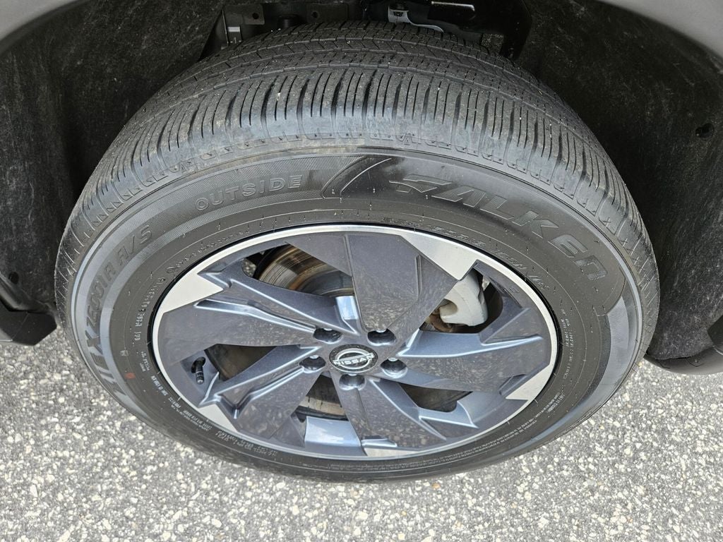 2025 Nissan Rogue SV FWD
