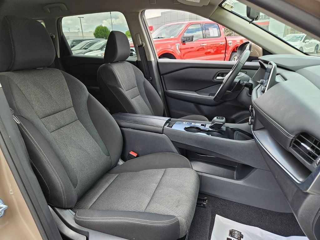 2025 Nissan Rogue SV FWD