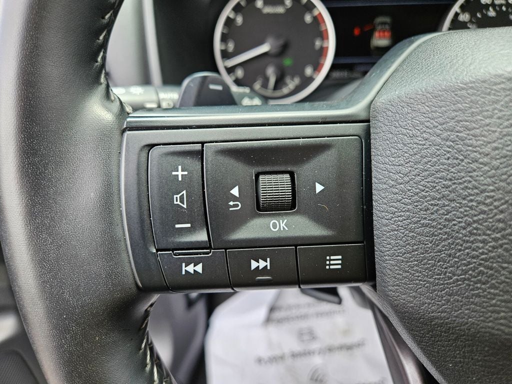 2025 Nissan Rogue SV FWD