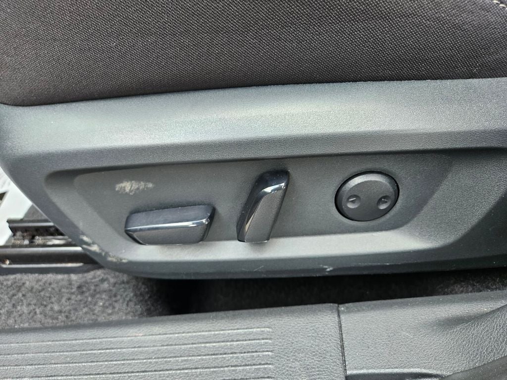 2025 Nissan Rogue SV FWD