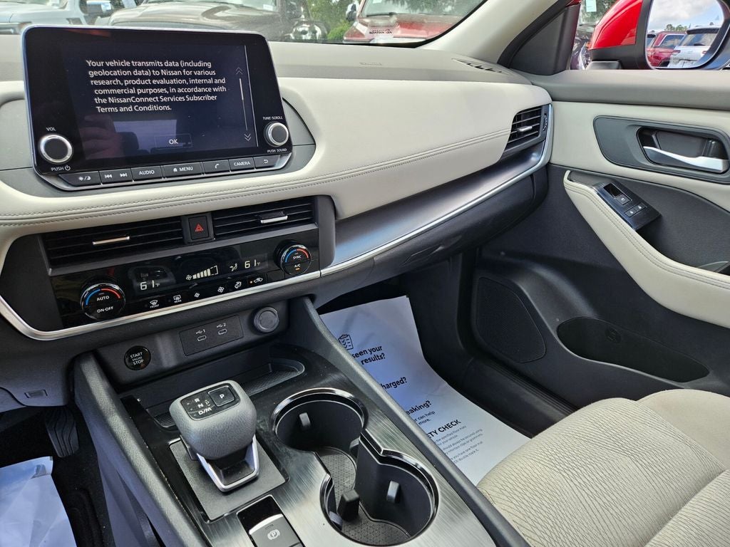 2025 Nissan Rogue SV FWD