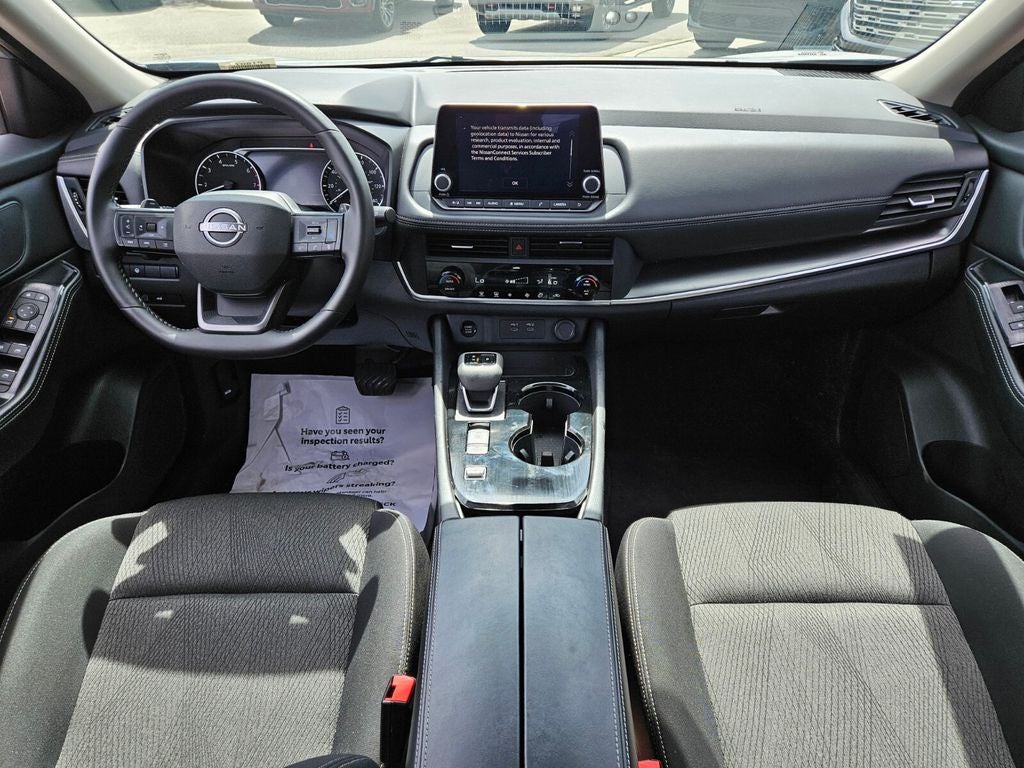 2025 Nissan Rogue SV FWD