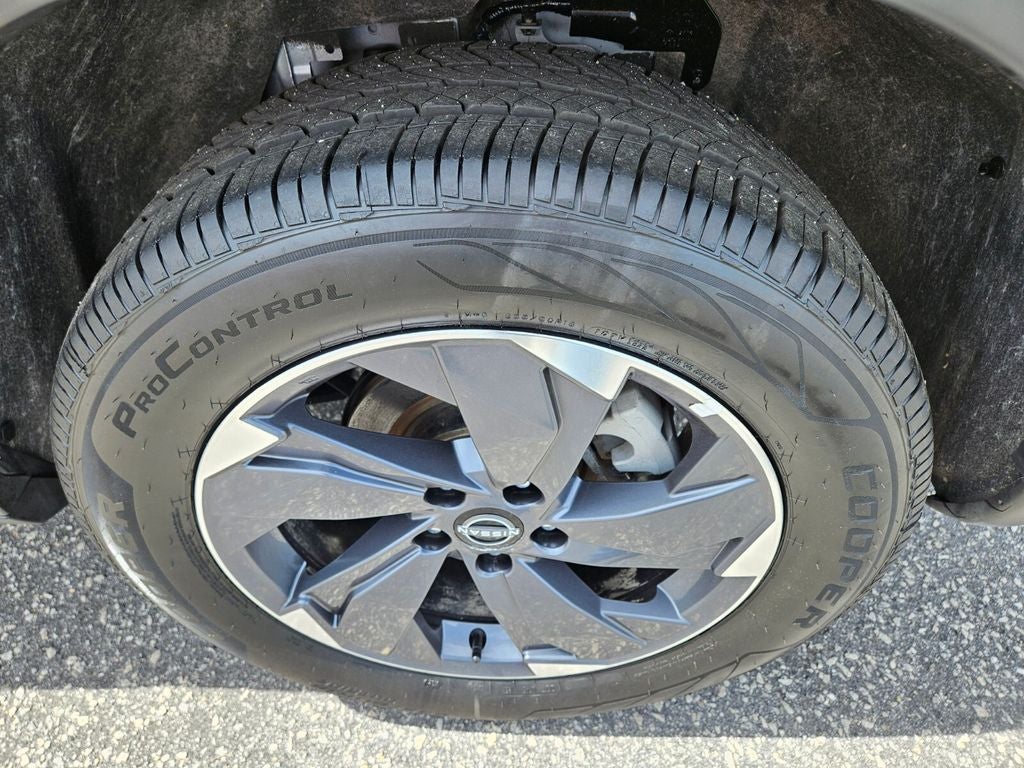 2025 Nissan Rogue SV FWD