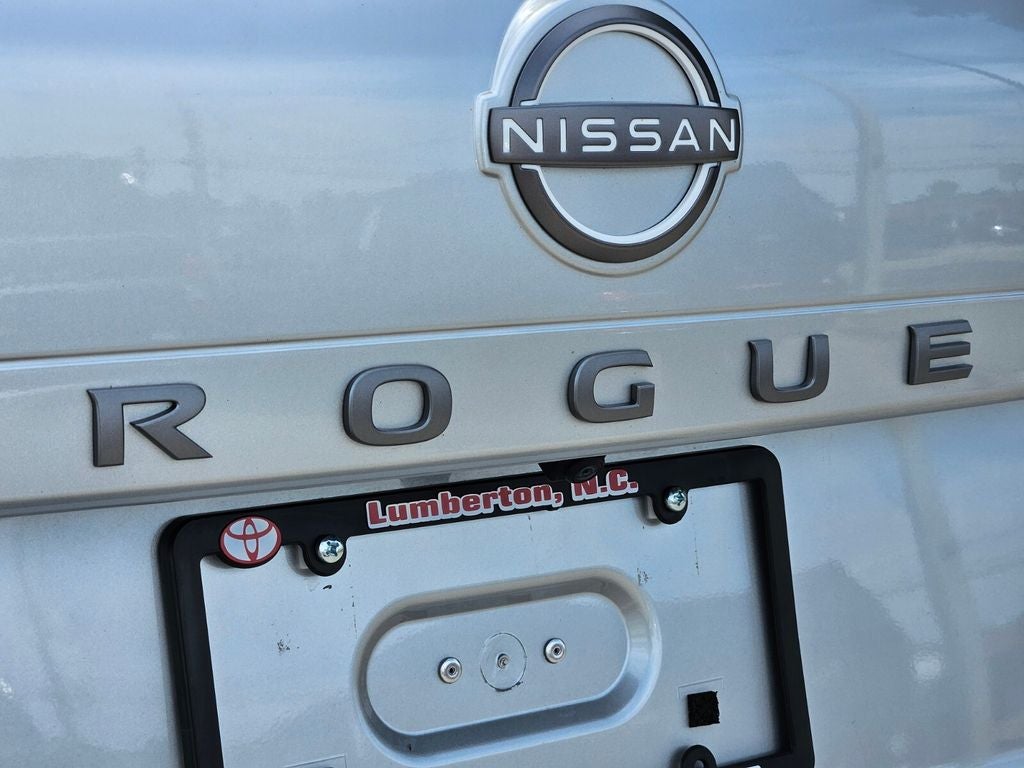 2025 Nissan Rogue SV FWD