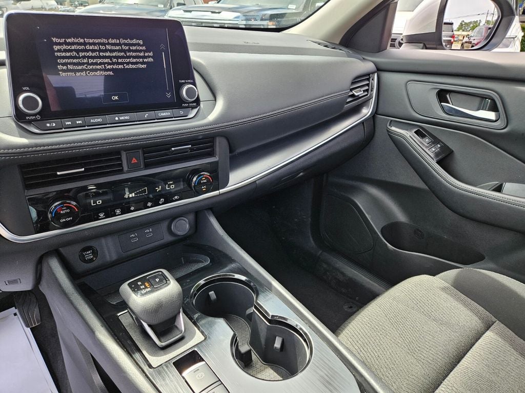 2025 Nissan Rogue SV FWD
