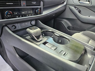 2025 Nissan Rogue SV FWD