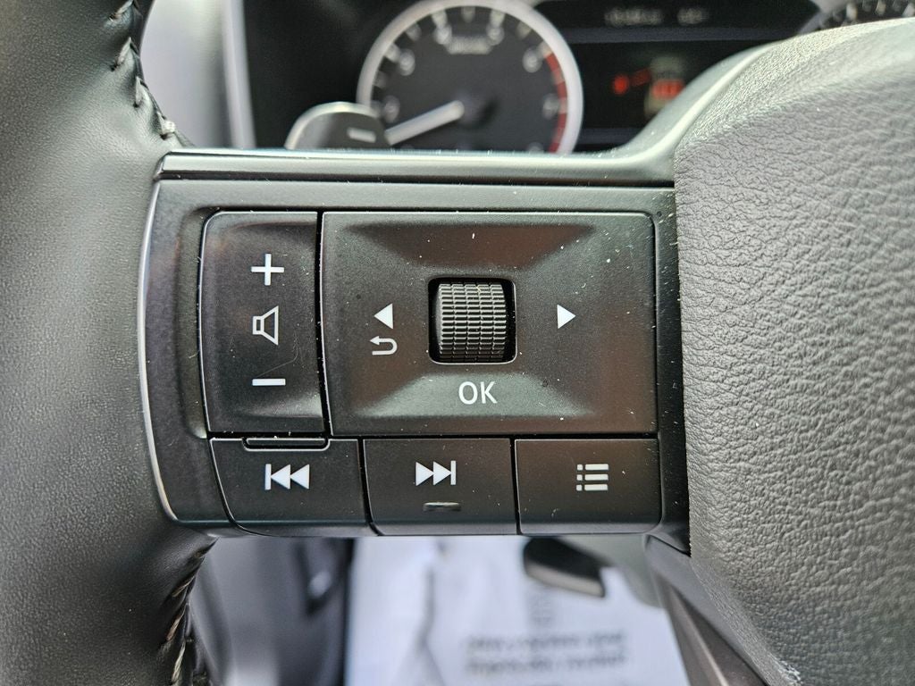 2025 Nissan Rogue SV FWD