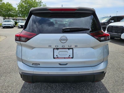 2025 Nissan Rogue SV FWD