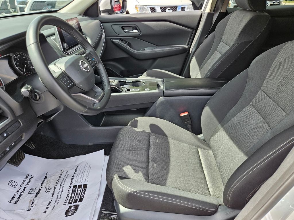 2025 Nissan Rogue SV FWD