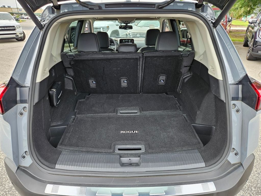 2023 Nissan Rogue SL FWD