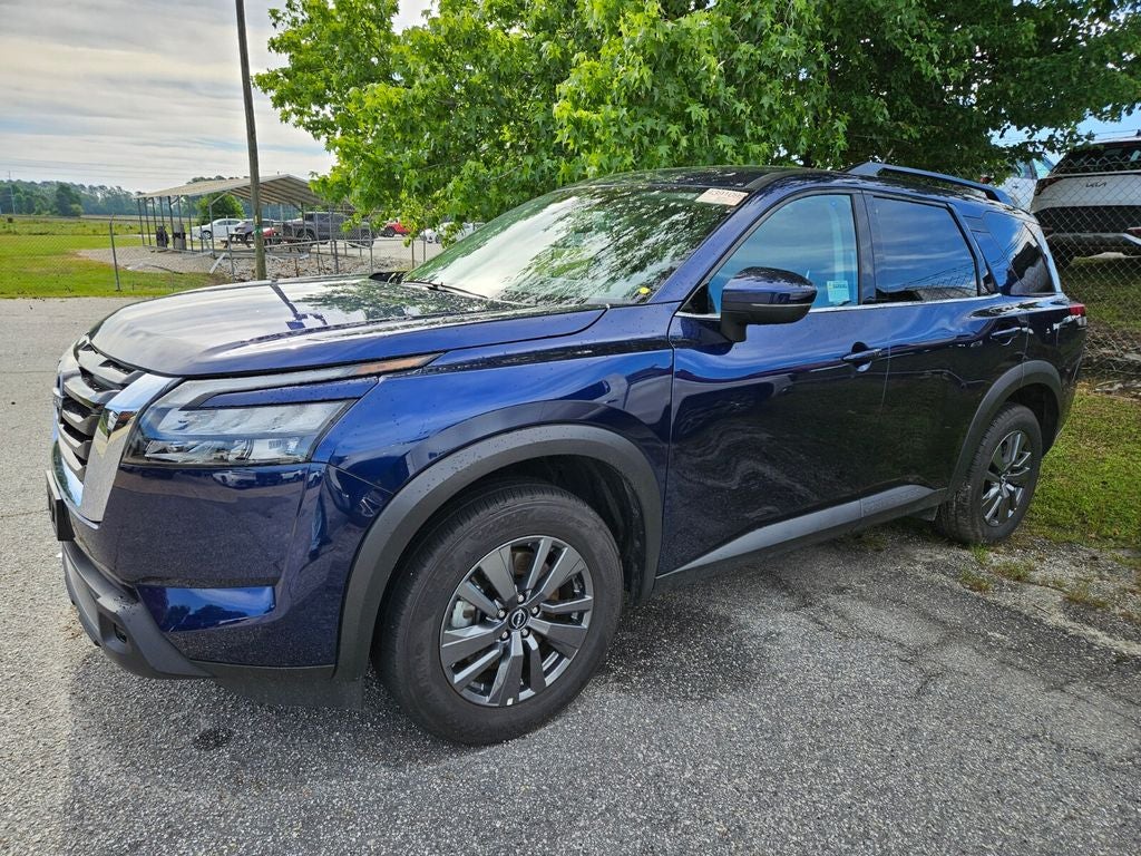 2025 Nissan Pathfinder SV FWD