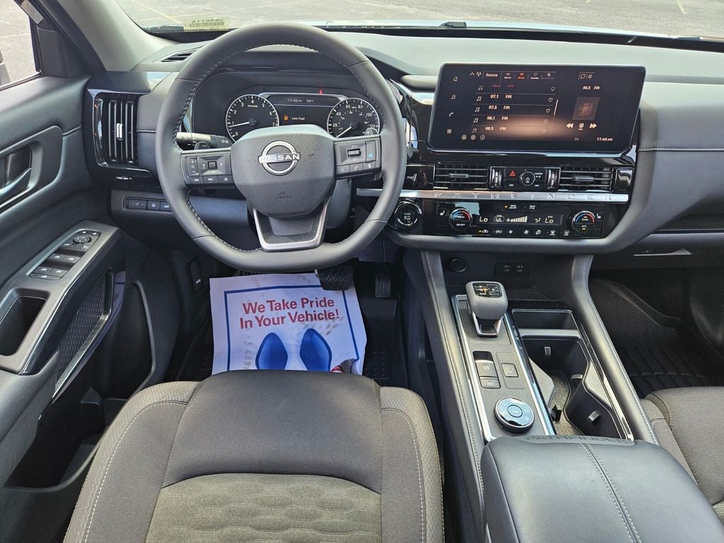 2026 Nissan Pathfinder SV