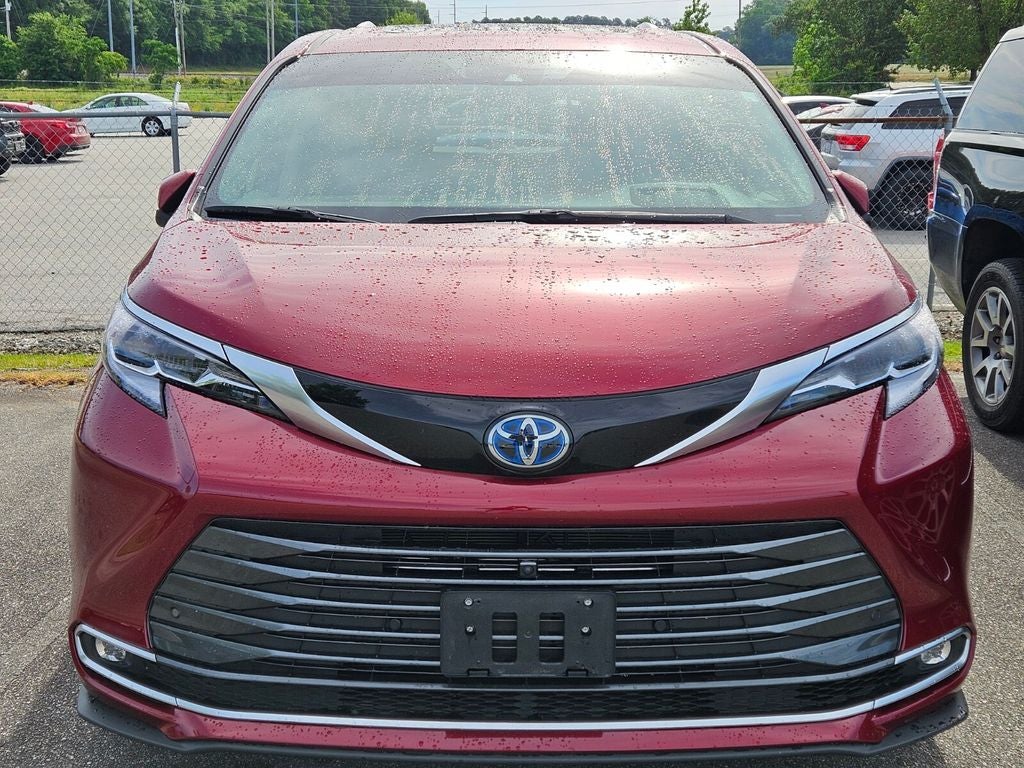 2023 Toyota Sienna Platinum