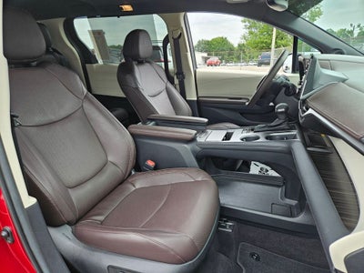 2023 Toyota Sienna Platinum