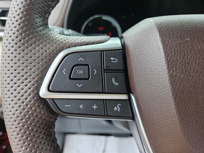 2023 Toyota Sienna Platinum