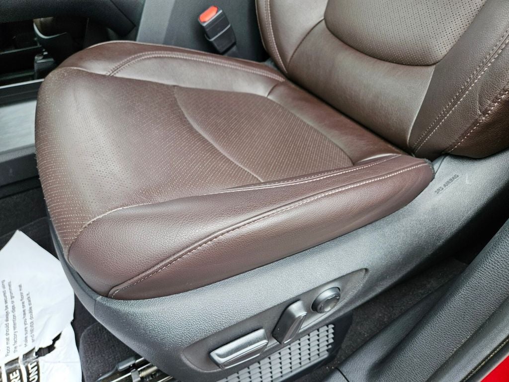 2023 Toyota Sienna Platinum