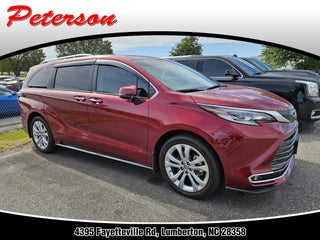 2023 Toyota Sienna Platinum