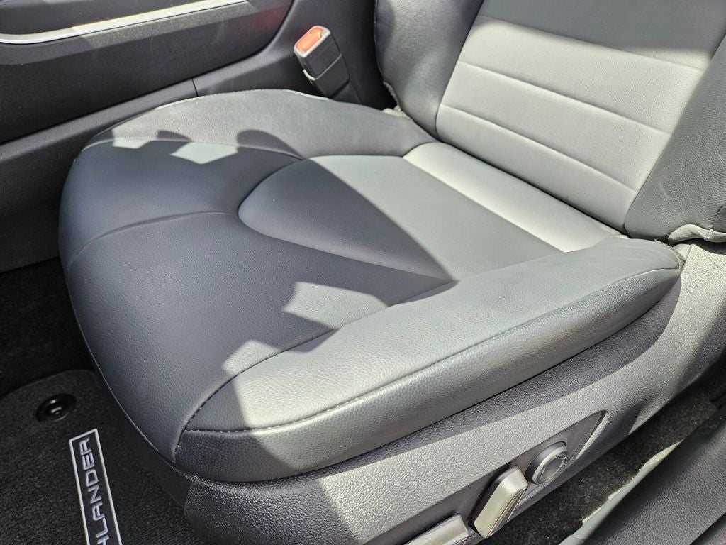 2025 Toyota Highlander Hybrid XLE
