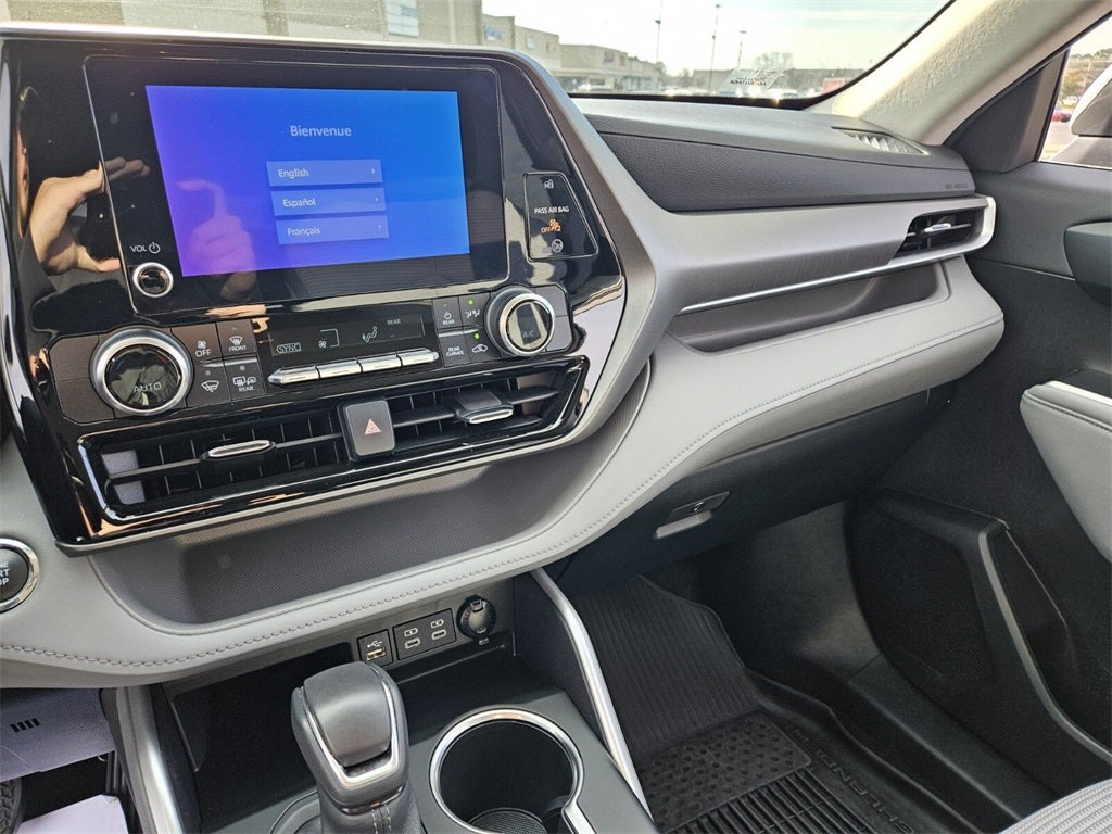 2023 Toyota Highlander Platinum
