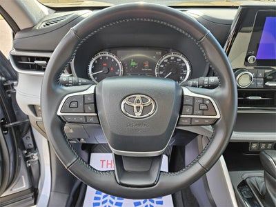 2023 Toyota Highlander Platinum
