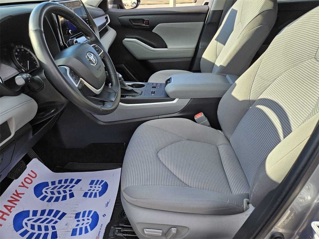 2023 Toyota Highlander Platinum