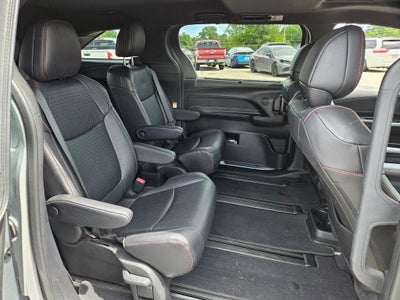 2025 Toyota Sienna XSE